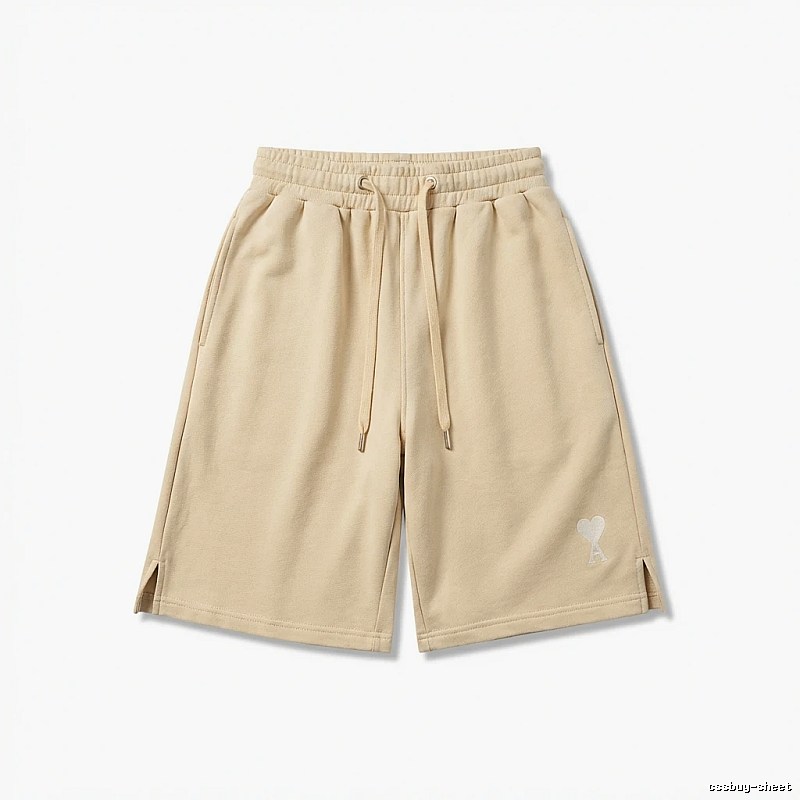 AMI casual style khaki shorts